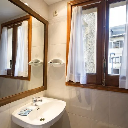 Hotel Ribaeta